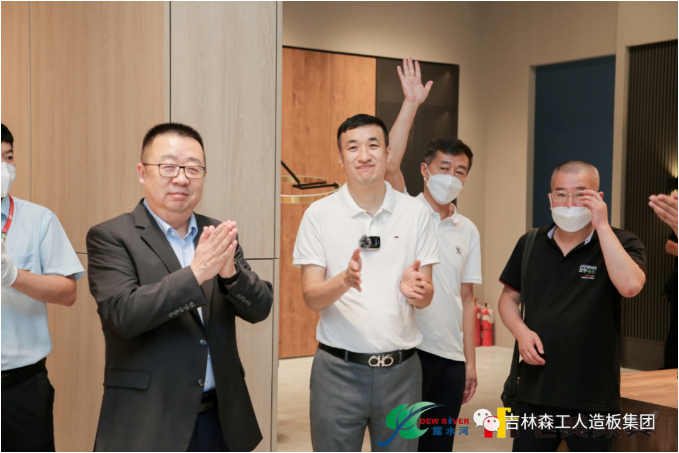 以瓢荼甬名，赴飞美之约-飞美家具13周年庆，吉林森工优游国际特来祝贺