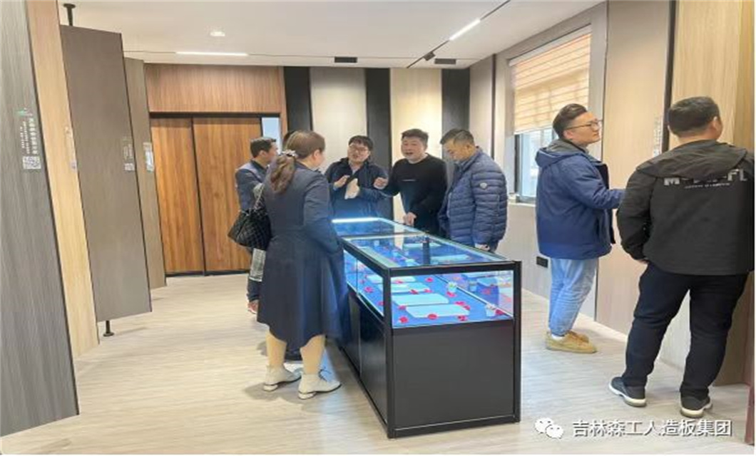 上海优游国际&信阳水仙花 携手发展 共赢未来